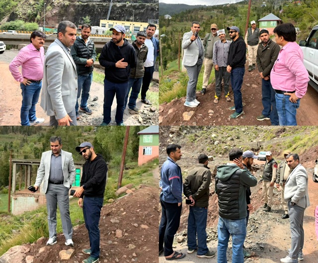 'DC Ramban personally monitor road clearance operations launched by PWD, GRIF & NHAI to restore connectivity on various roads'